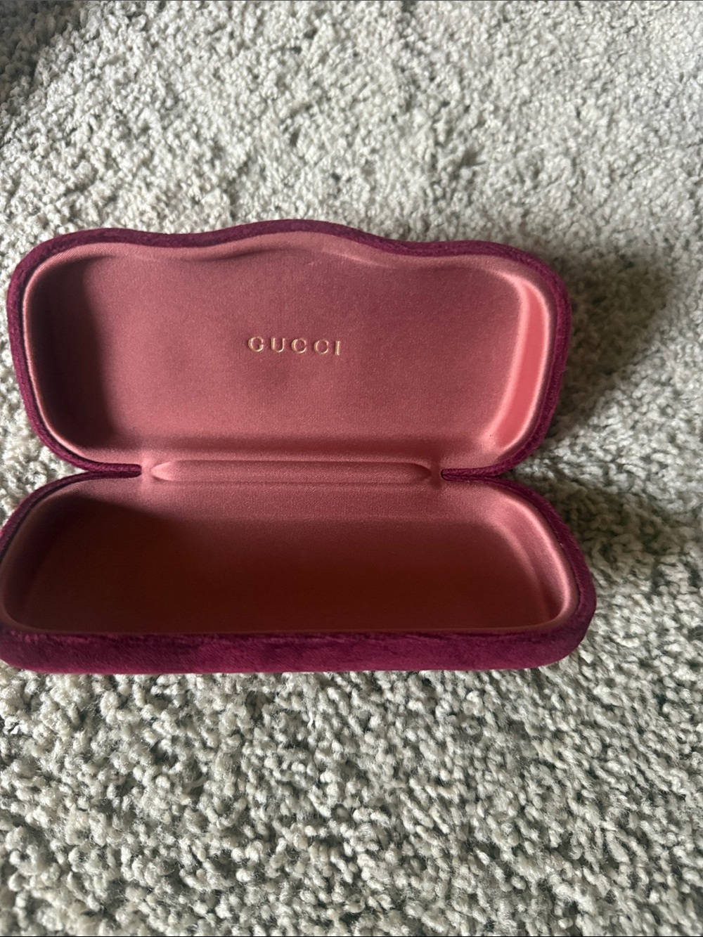 Gucci Velvet Eyewear Case in Berry and Rose